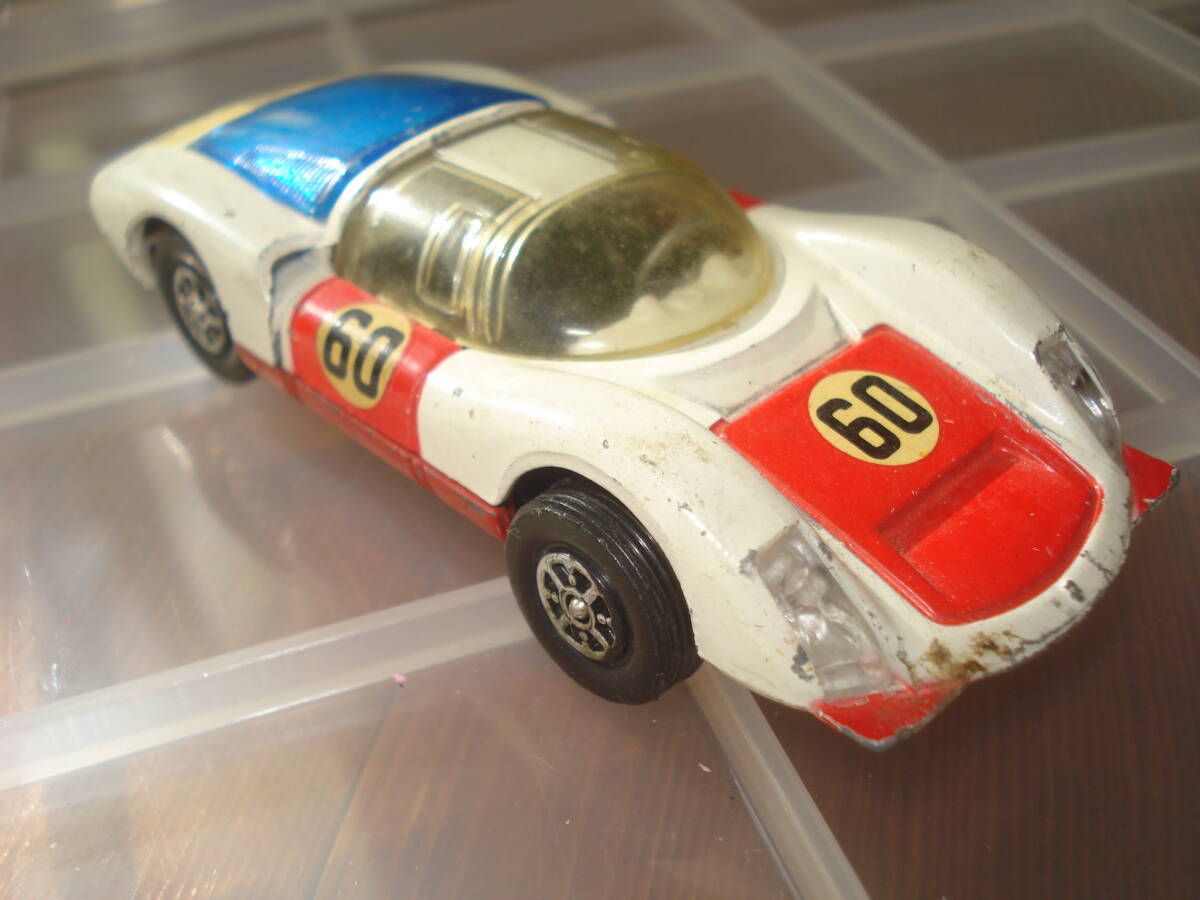  Corgi 1/46 Porsche Carrera 6 red / white driver`s seat panel removed possible possibility box less . present condition goods details unknown used * junk treatment .