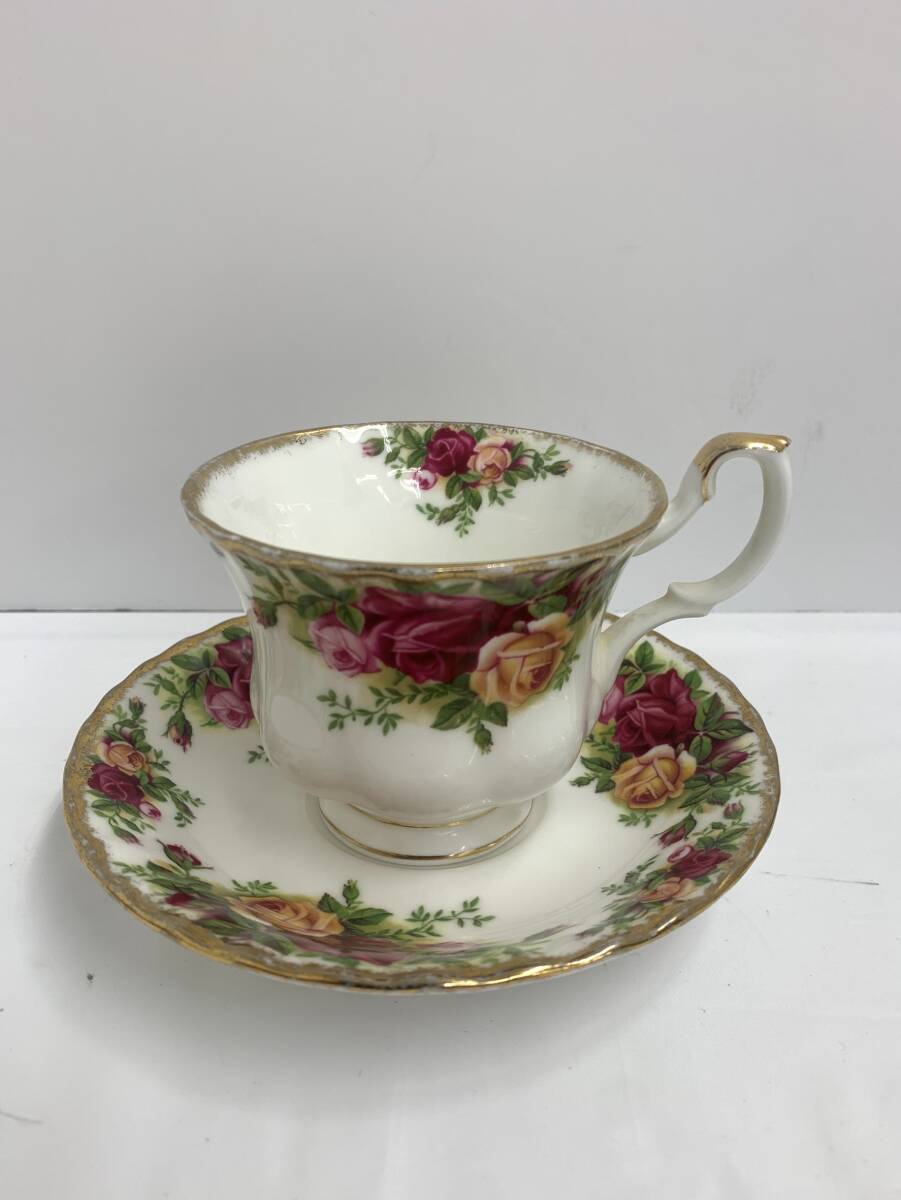 ♪ROYAL ALBERT ロイヤルアルバート OLD COUNTRY ROSES オールド カントリー ローズ カップ＆ソーサー 自宅保管品♪_画像1