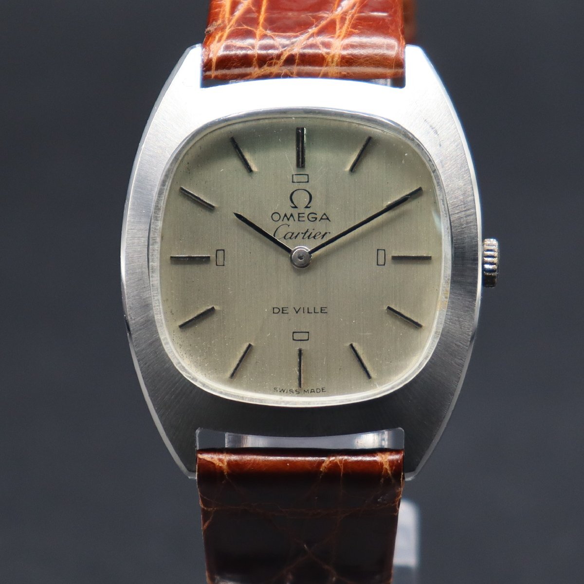 OMEGA De Ville オメガ デビル カルティエ Wロゴ Ref.111.0123 cal.625 手巻き トノー型 1977年頃 スイス 新品ベルト アンティーク メンズの画像3