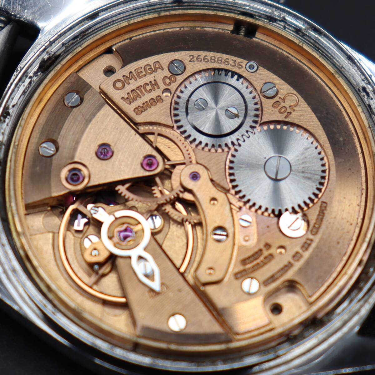OMEGA Geneve オメガ ジュネーブ 手巻き Cal.601 Ref.135.041 シルバーカラー文字盤 1968-1970年頃 スイス製 アンティーク メンズ腕時計の画像8