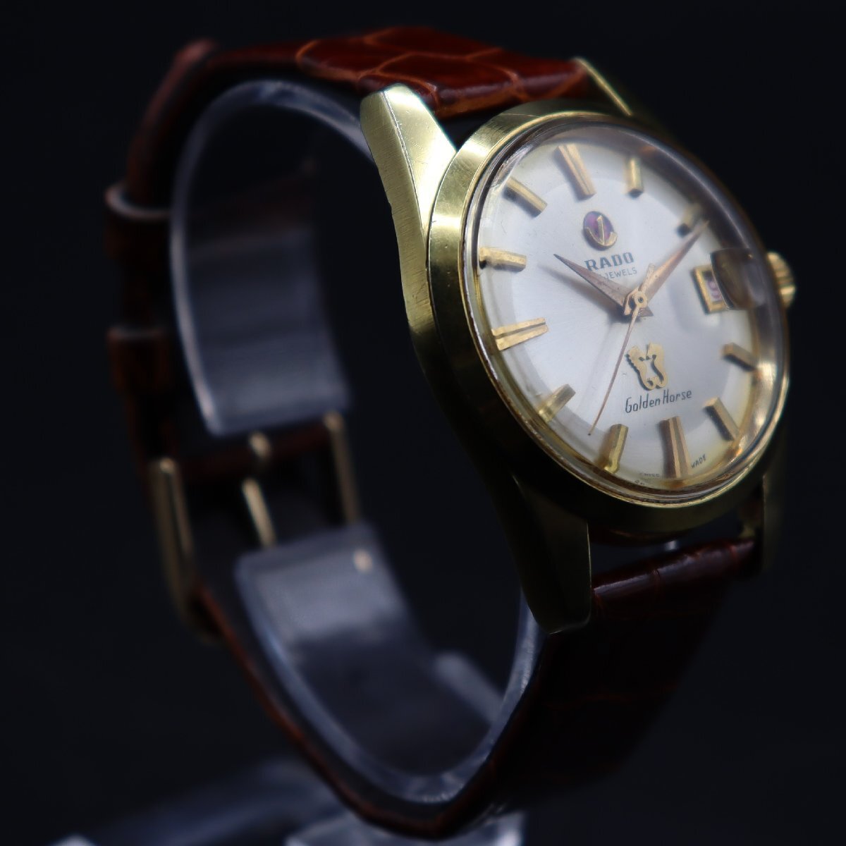 希少 57石 RADO Golden Horse ラドー ゴールデンホース Ref.11674 自動巻 ゴールドカラー 赤デイト スイス製 アンティーク メンズ腕時計_画像4