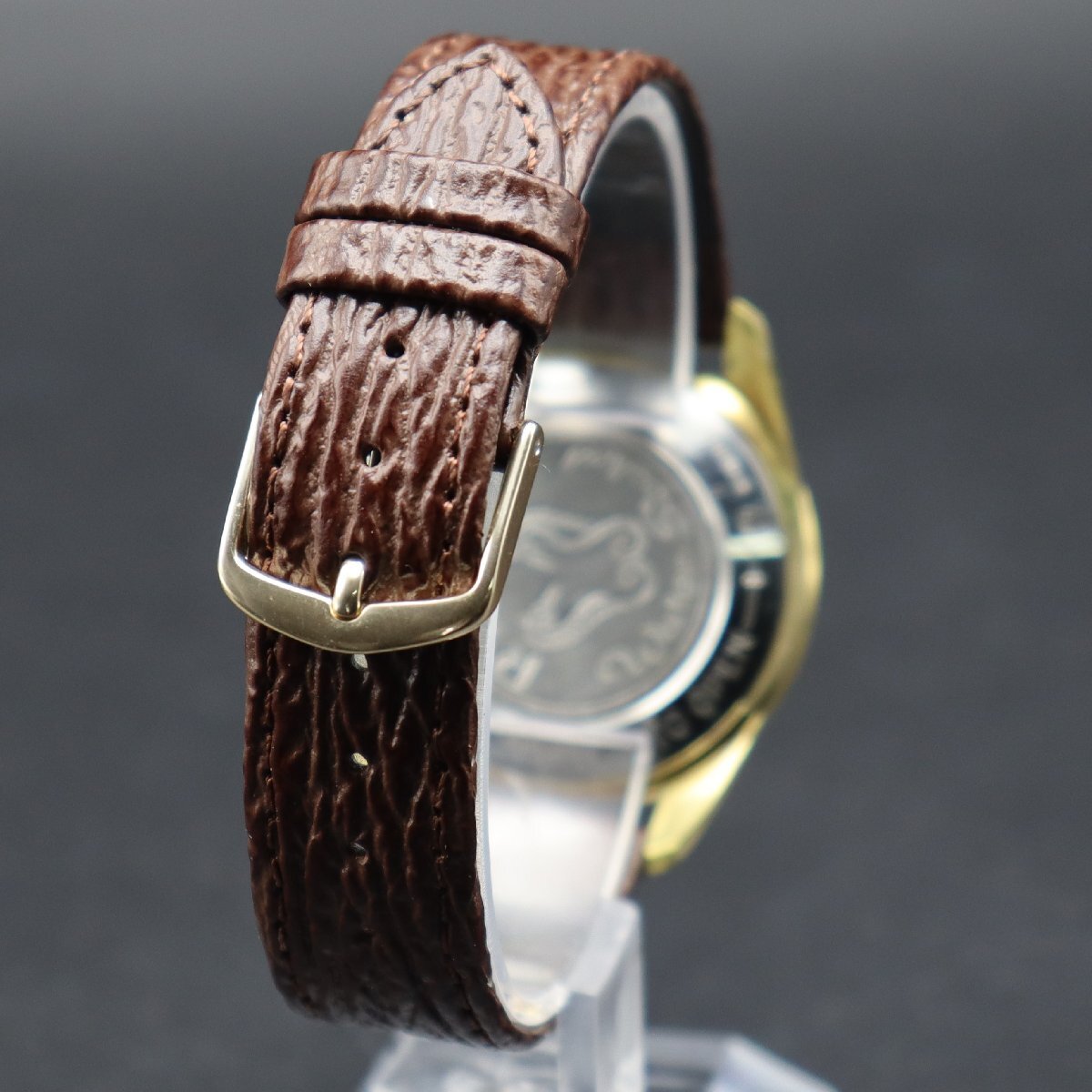 希少 57石 RADO Golden Horse ラドー ゴールデンホース Ref.11674 自動巻 赤デイト スイス ジャンク 新品ベルト アンティーク メンズ腕時計の画像5