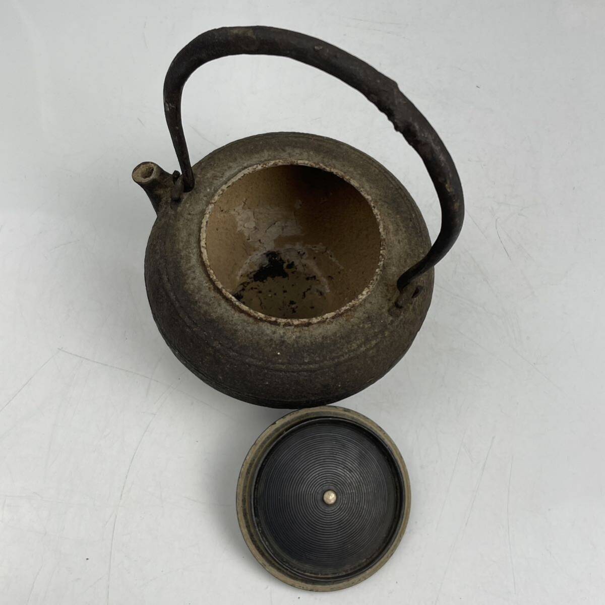 時代　鉄瓶　小型　容量約900ｍｌ　/　時代物　金属工芸　湯沸し　急須　煎茶道具　.1439_画像6