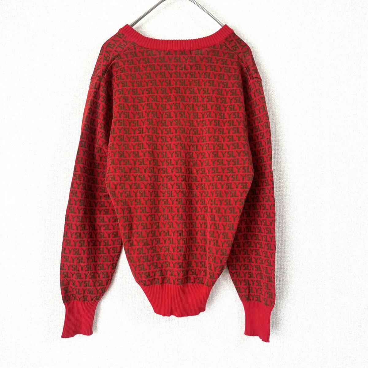 美品☆イヴ・サンローラン☆YSL 総ロゴ セーター☆Vネック 美品☆イヴ・サンローラン☆YSL 総ロゴ セーター☆Vネック