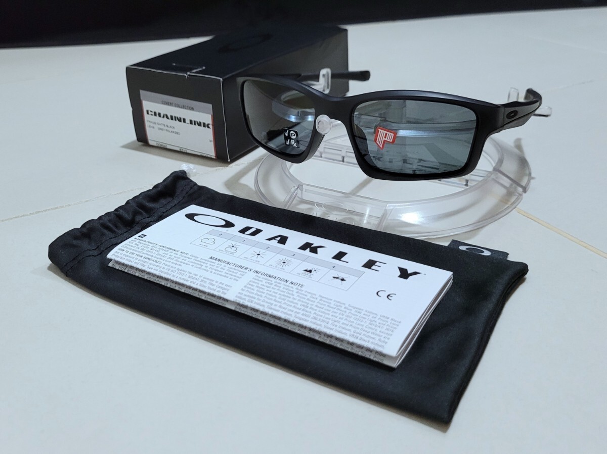 正規品 新品 未使用 偏光レンズ OAKLEY CHAINLINK オークリー チェーンリンク GREY POLARIZED グレー ポラライズド サングラス OO9247-1557