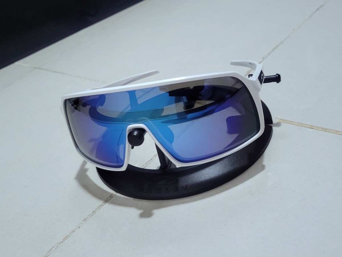正規品 新品 偏光レンズ2枚付き OAKLEY SUTRO オークリー 正規品 新品 偏光レンズ2枚付き OAKLEY SUTRO オークリー