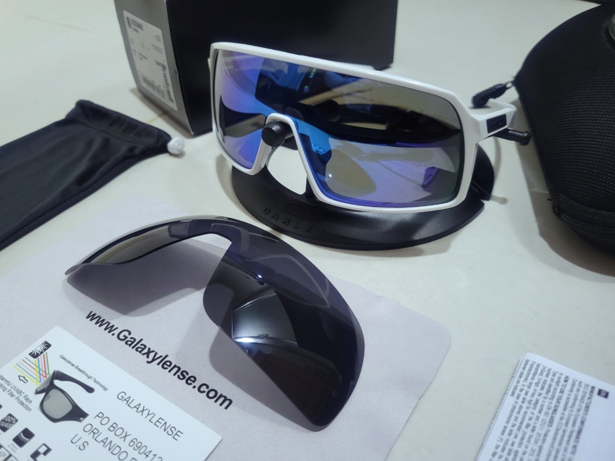 正規品 新品 偏光レンズ2枚付き OAKLEY SUTRO オークリー スートロ Blue Black Polarized ブルー ブラック ポラライズド ストロ サングラス