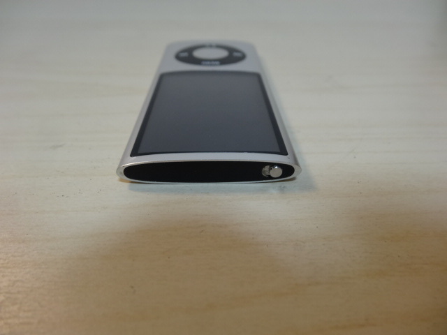 [送料無料 即決] Apple iPod nano 第5世代 MC027J シルバー 8GB 難あり_画像5