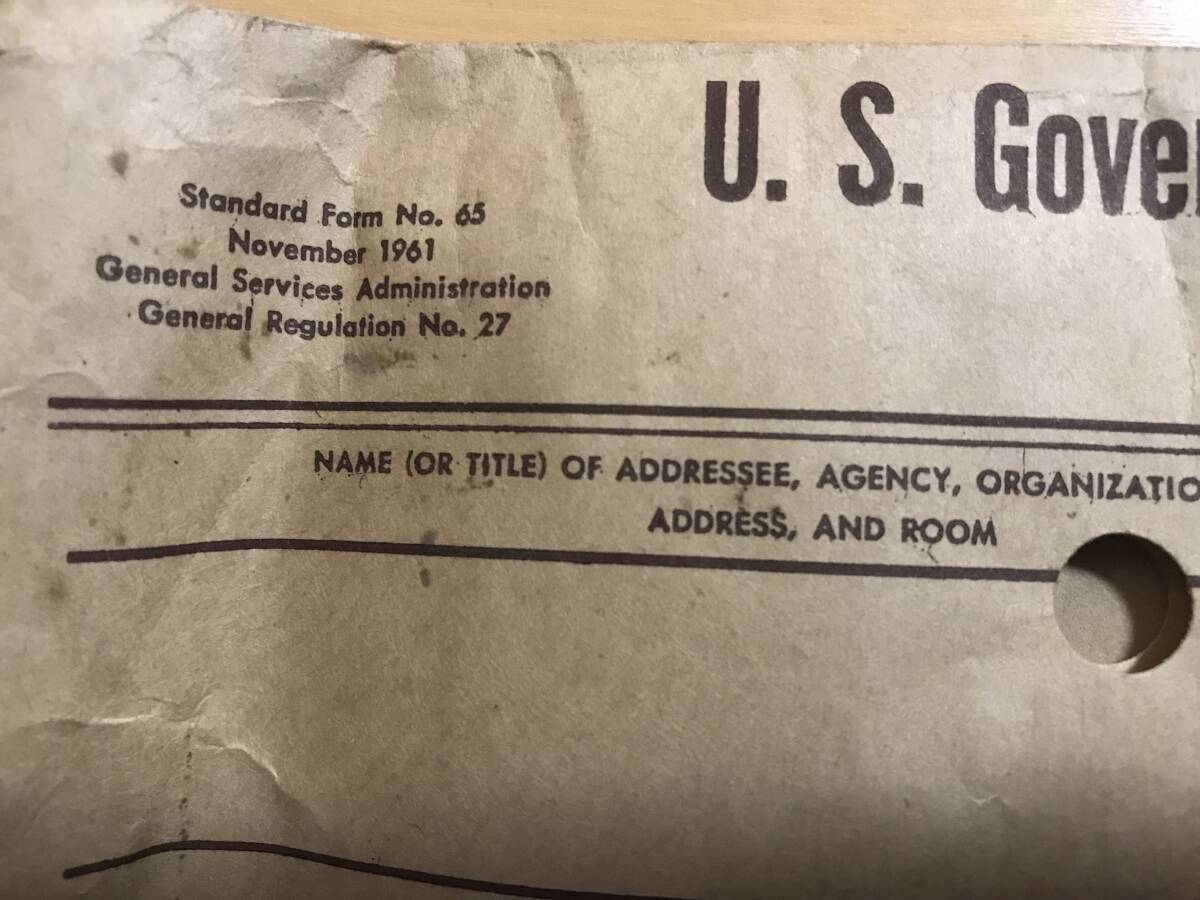 超入手困難 世界初【アメリカ政府専用封筒 U.S. Government Messenger Envelope】1961年11月 米軍関連施設勤務職員の旧蔵品 GSA 政府調達局_画像3