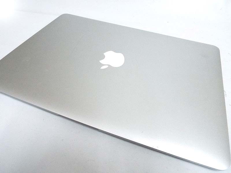 極美品 Apple アップル MacBook Air 1600/13.3 MMGF2J/A Corei5 1.6GHz 128GB マックブック ノートPC_画像2