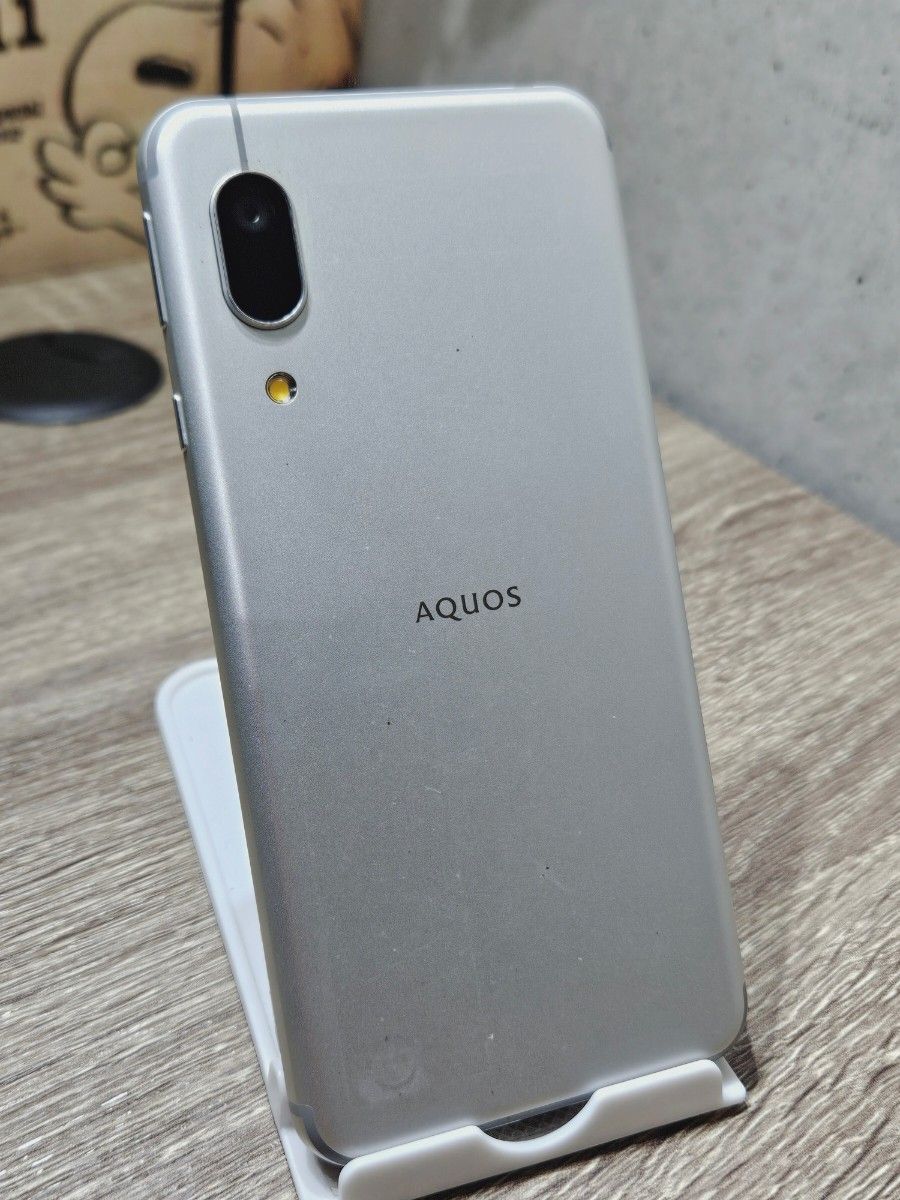 AQUOS sense3 basic 907SH Simフリー　スマホ