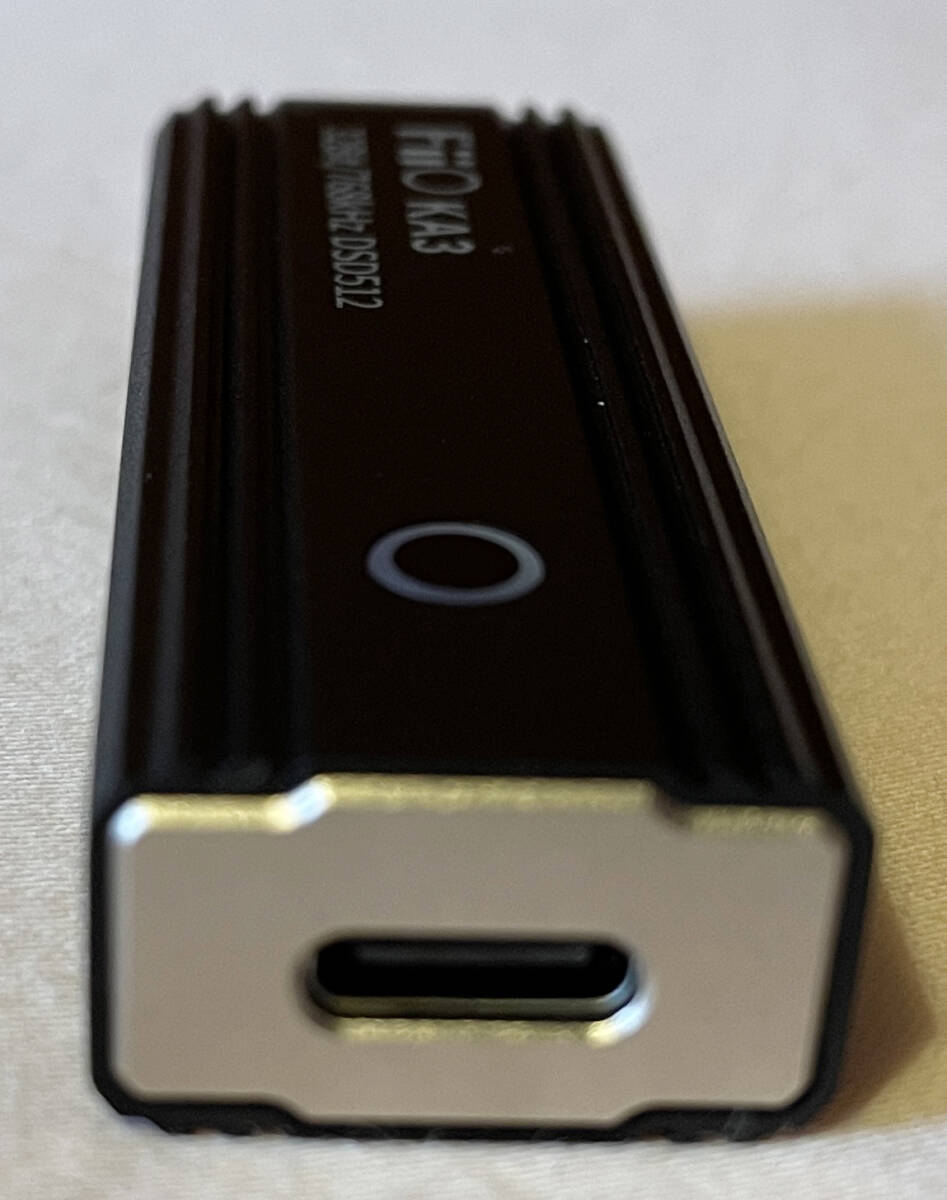 【美品】Fiio（フィーオ）ポータブルUSB DAC KA3　Lightningケーブル（LT-LT1）付き 【並行輸入品】_画像4