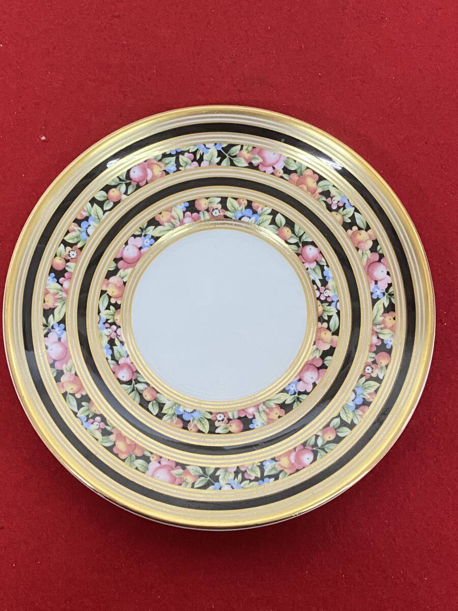 M-5846 【同梱不可】980円～ 現状品　WEDGWOOD/ウェッジウッド　ミニカップ＆ソーサー　花柄　洋食器　食器　キッチン用品　_画像6