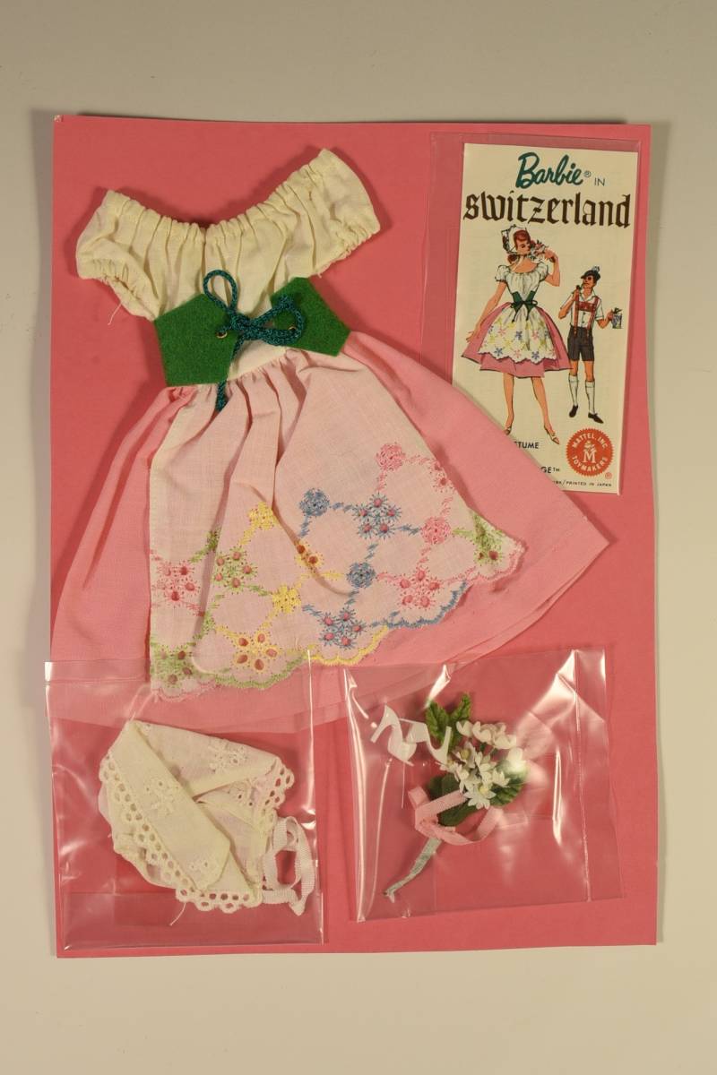 Barbie人形洋服　「Barbie in Switzerland」コンプリート　1964年　＃0822　Vintage_画像1