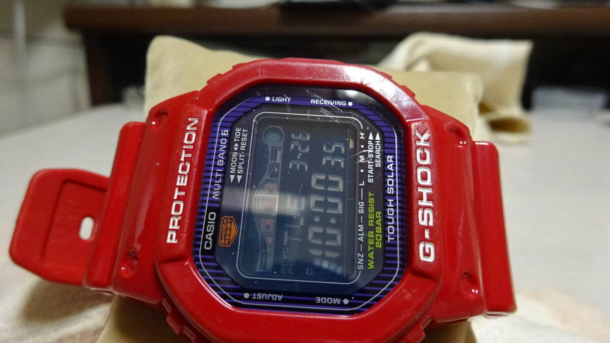 CASIO GWX-5600C 傷だらけ G-SHOCK 電波ソーラー カシオ GWX-5600C-4JF 腕時計の画像4