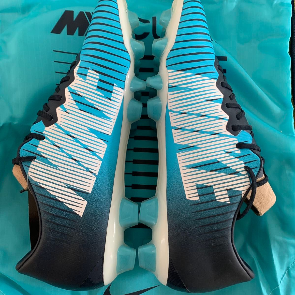 新品未使用 NIKE MERCURIAL VAPOR XI HG ナイキ マーキュリアル 新品未使用 NIKE MERCURIAL VAPOR XI HG ナイキ マーキュリアル