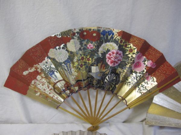  Mai fan gold paint flower . two feather crane . tea fan capital fan Japan dancing tea utensils retro various 11 point together 