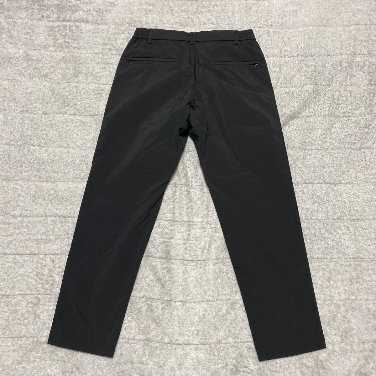 3C【新品　未使用】Theory セオリー UNIQLO ユニクロ 感動イージーパンツ XS 66-72 黒 ブラック ストレッチ 格安_画像3