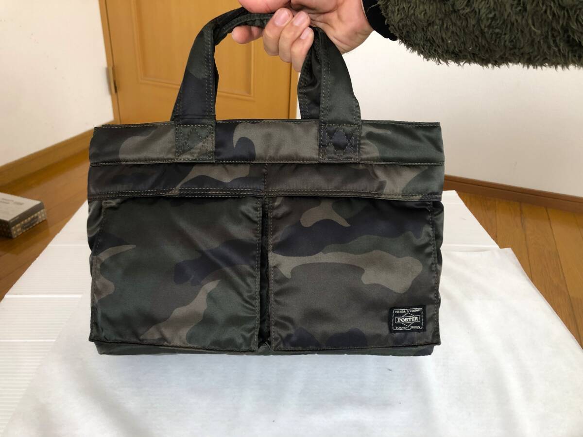  Porter 30 anniversary tote bag hand tongue car IPAD MINI travel Jim magazine A4 size camouflage camouflage self .. the US armed forces green green beautiful goods 