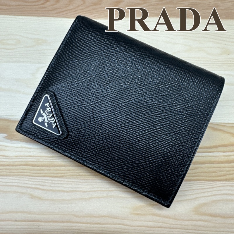 プラダ PRADA 二つ折り財布 コンパクトウォレット 三角プレート 2MO008 ブラック サフィアーノレザー_画像1