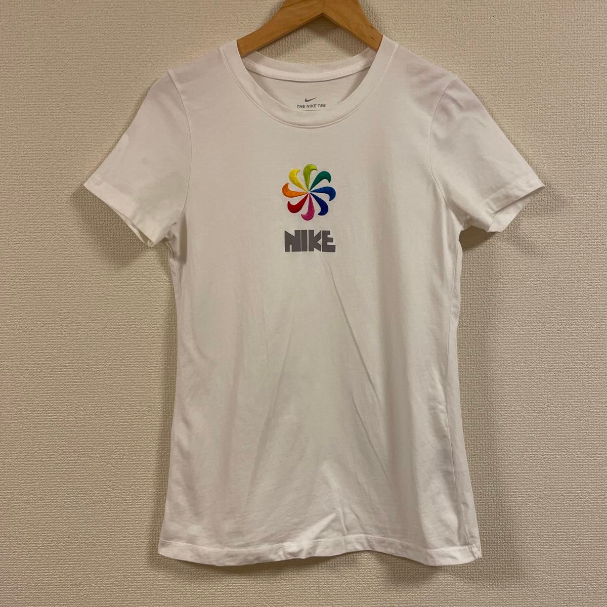 NIKE ナイキ 風車ロゴ Tシャツ レディース|Yahoo!フリマ(旧 NIKE ナイキ 風車ロゴ Tシャツ レディース|Yahoo!フリマ(旧