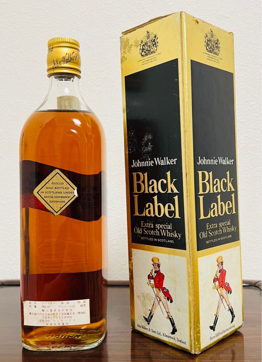 未開栓古酒ジョニーウォーカー ブラックラベルスコッチウイスキーJohnnie Walker EXTRA SPECIAL 金キャップ