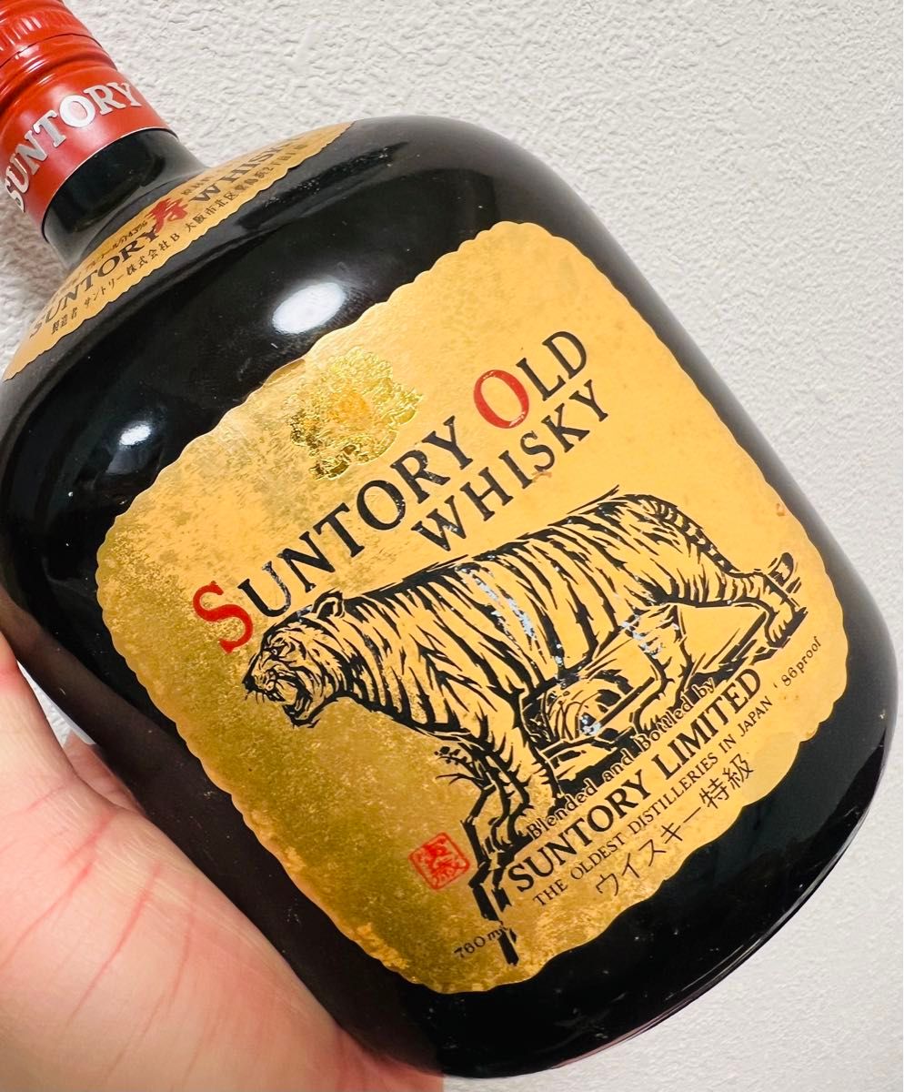 未開栓古酒SUNTORY WHISKY OLD サントリー オールド干支ボトル ウイスキー寅 虎1986