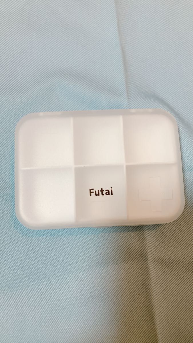 ★即購入OK★ Futai(フタイ) シンプルシックスグリッドピルケース サプリメントケース ホワイト