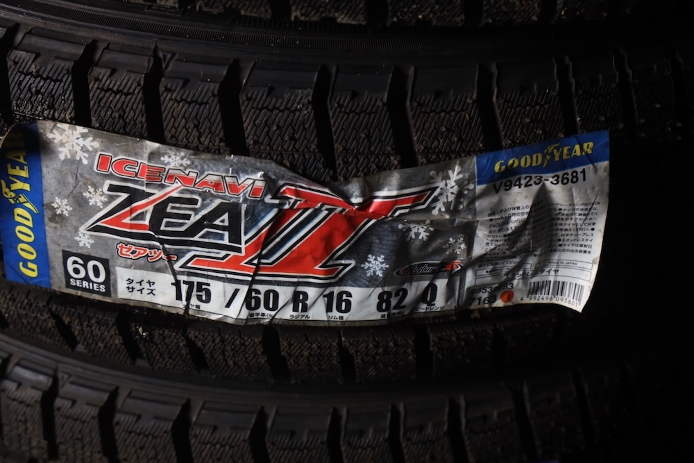 ★新品未使用 175/60R16 スズキ純正アルミ 国産GOODYEAR ICE NAVI ZEAII スタッドレス 4本セット イグニスクロスビー等の画像2