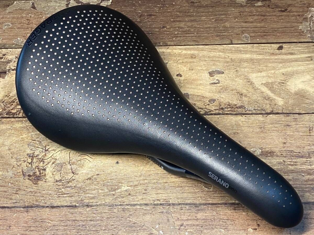 HQ072 ボントレガー BONTRAGER セラーノ プロ SERANO PRO サドル カーボンレール 148mm 黒 ※レールクランプ痕有