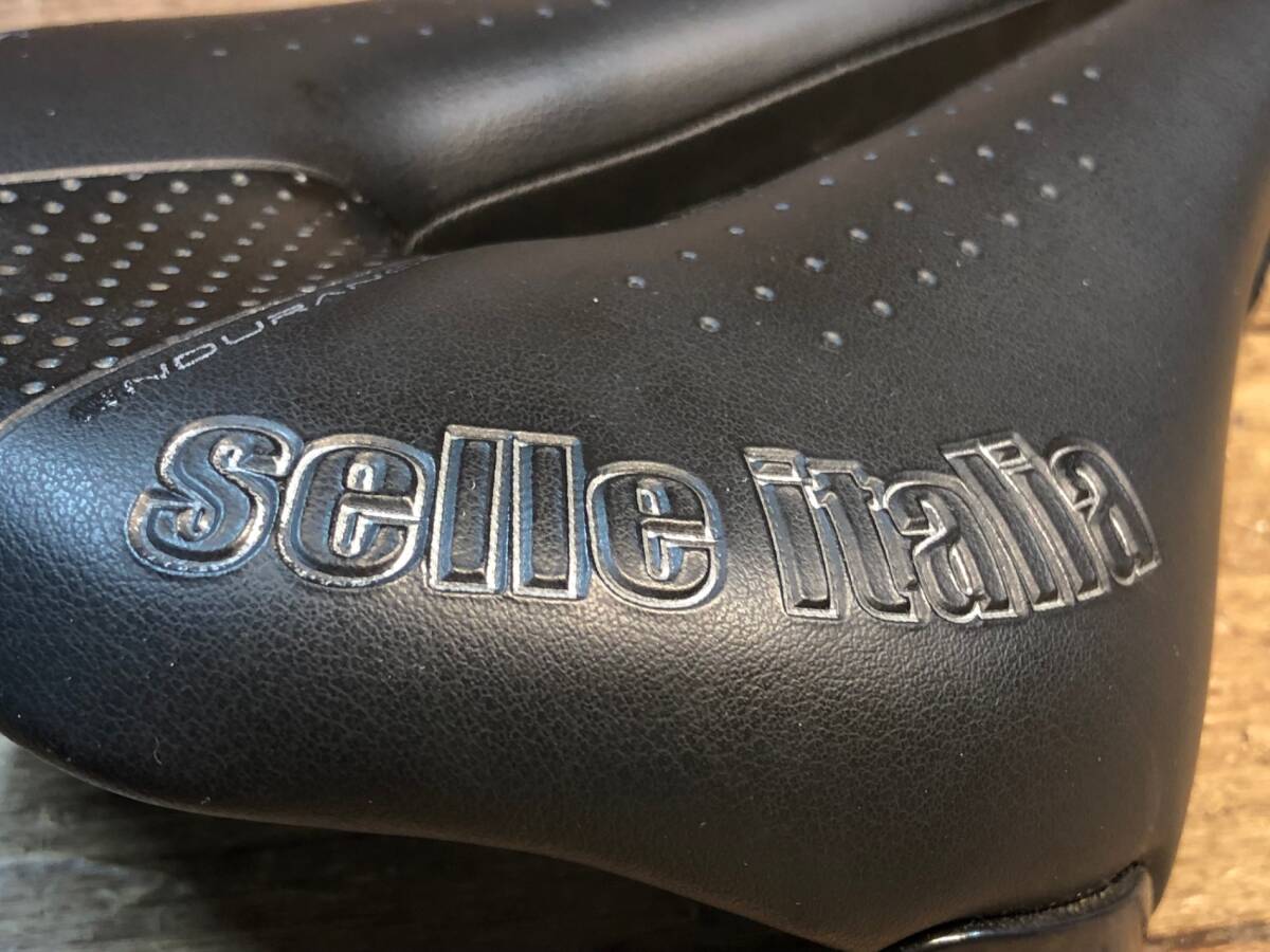 HS070 セライタリア selle italia ノヴァス NOVUS SUPERFLOW サドル 黒 MANGANESEレール_画像6