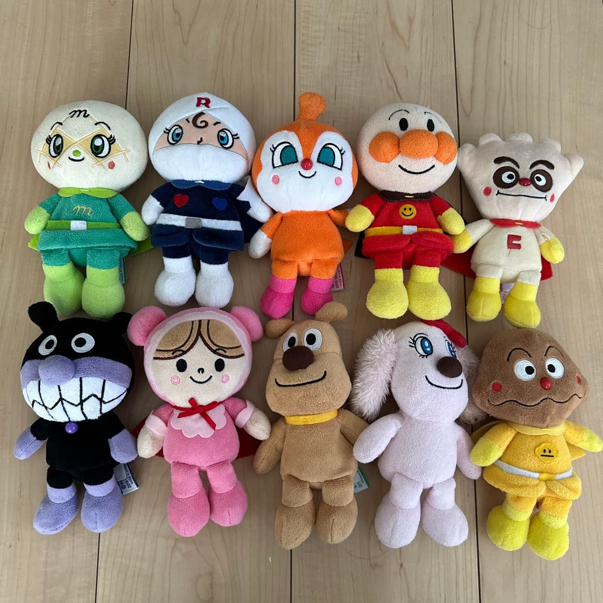 アンパンマン と仲間たち ぬいぐるみ 10体セット|Yahoo!フリマ アンパンマン と仲間たち ぬいぐるみ 10体セット|Yahoo!フリマ