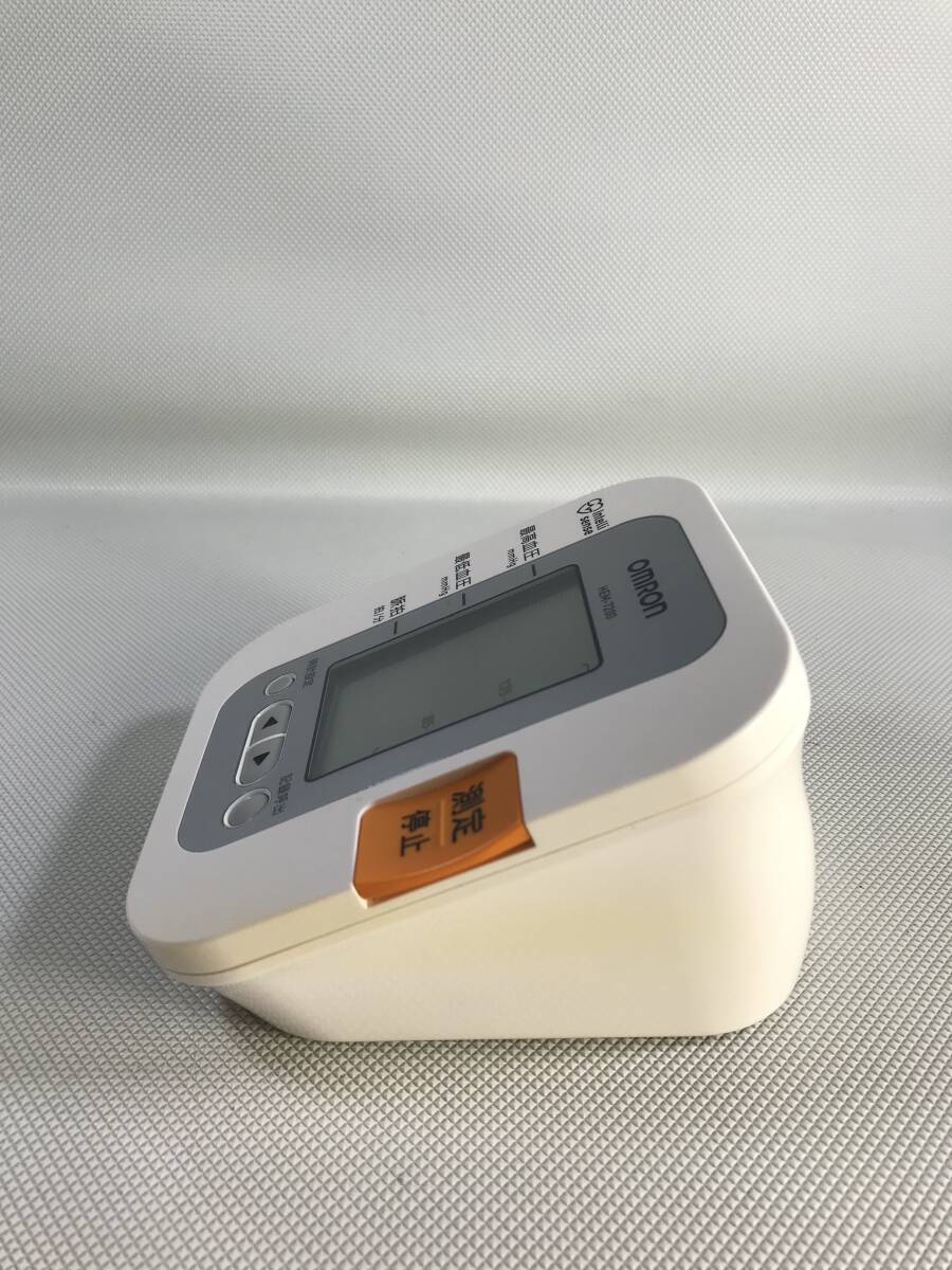 S4414○OMRON オムロン デジタル 自動電子血圧計 上腕式 血圧測定 HEM-7200 HEM-CR24 ヘルスケア ポータブル 動作 OK 訳あり 240313_画像5