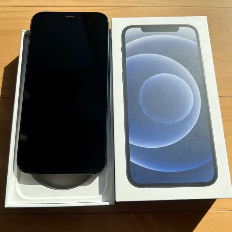 【送料込み】iPhone12 128GB Apple SIMフリー ブラック　黒　iPhone 本体　中古　アップル_画像1