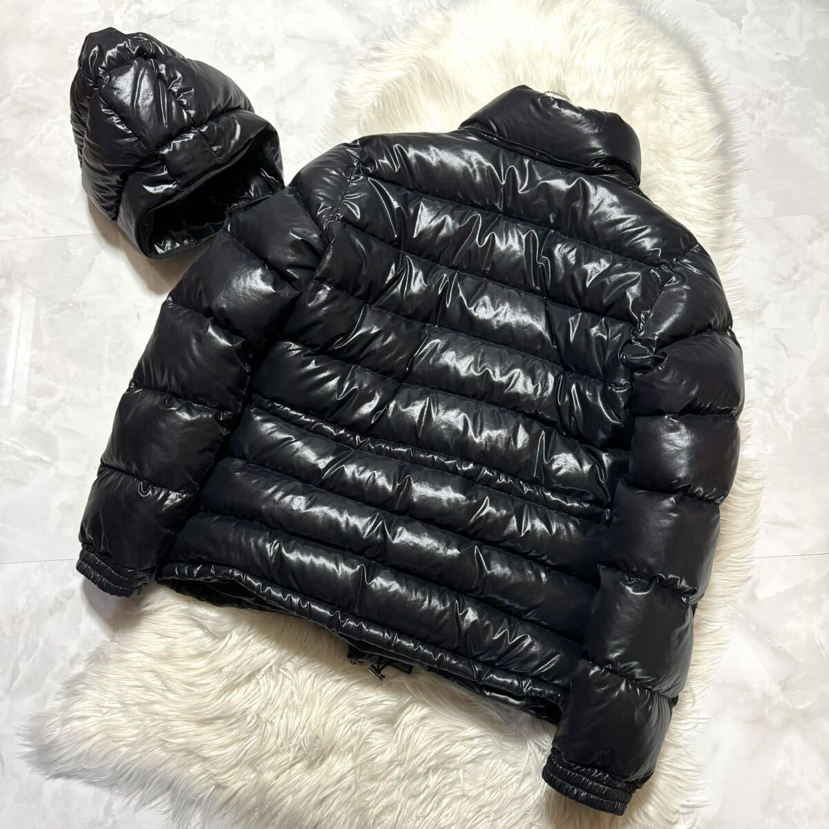 本物 モンクレール ROD 袖ワッペン フード付き ダウン ジャケット 黒 2 MONCLER_画像9