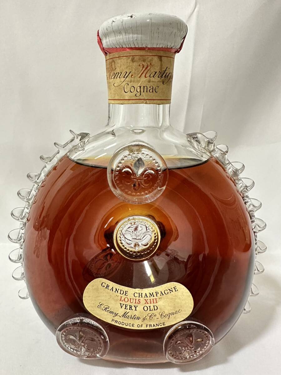 【AS 21824】1円スタート REMYMARTIN レミーマルタン ルイ13世 VERY OLD 700ml Baccaratボトル 目減り、コルク割れ有※画像要確認 現状品_画像2