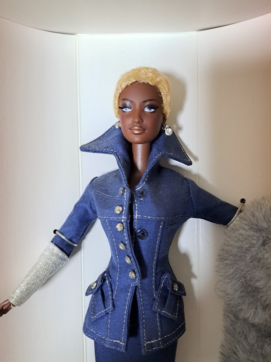 INDIGO OBSESSION Barbie Doll バイロンラーズ バービー 人形 MATTEL マテル_画像3