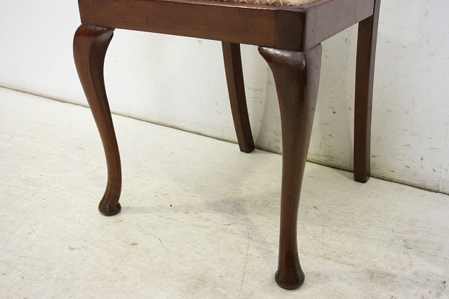 dn-1　1940年代イギリス製アンティーク クイーンアン ウォルナット ダイニングチェア イス 椅子 いす 食卓椅子 座面張り替え済み レトロ