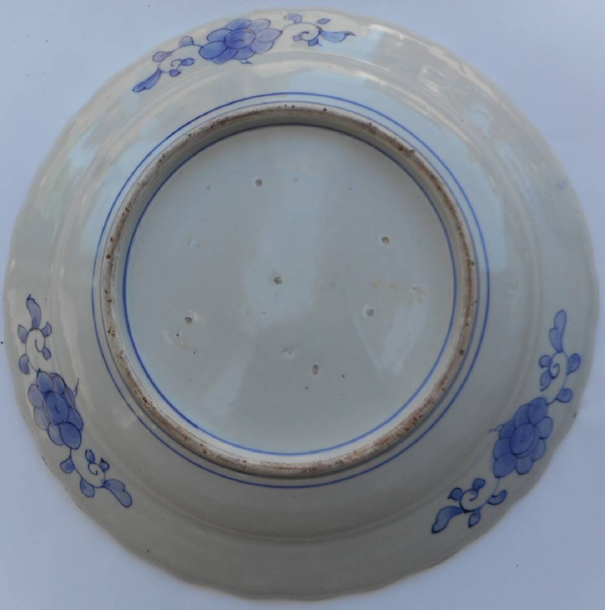 古伊万里 染付 小鳥 蘭 鷺 縁周り 菊?文様 1尺3寸5分 41cm 大皿 古伊万里 染付 小鳥 蘭 鷺 縁周り 菊?文様 1尺3寸5分 41cm 大皿