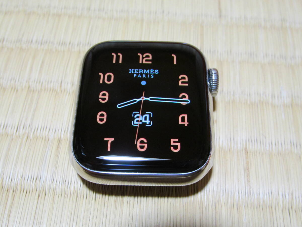 Apple Watch(アップルウォッチ) HERMES(エルメス) series6 40mm GPS+Cellular ステンレス バッテリー99% 中古品_画像2