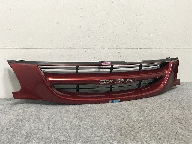  new goods! Caldina ST210G/AT211G/CT216G/ST215G original front grille / radiator grill 53111-21040 53111-21040-D0 red (135661)