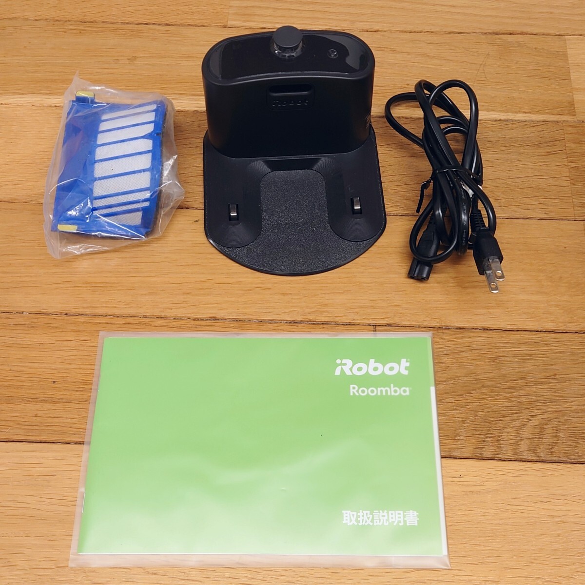 iRobot Roomba 642 交換用フィルター付き　ほとんど使用なし　美品　バッテリー新品　ルンバ アイロボット ロボット掃除機 お掃除ロボット_画像5