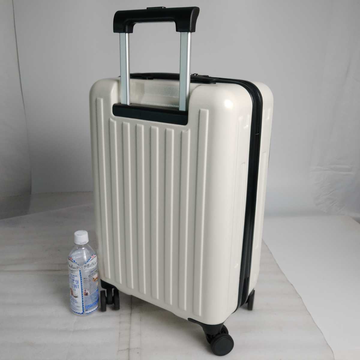 中古264　フロントオープン　Sサイズ　スーツケース　キャリーケース　ダイヤル式TSA　アイボリー　美品_画像5