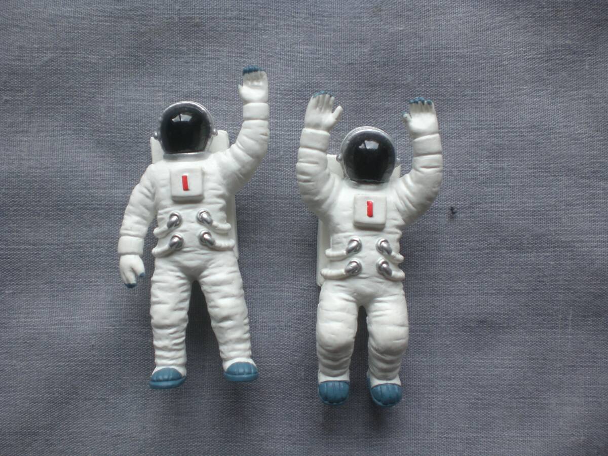 アメリカ　3D　宇宙飛行士　マグネット　お土産樹脂コレクション　２set_画像1