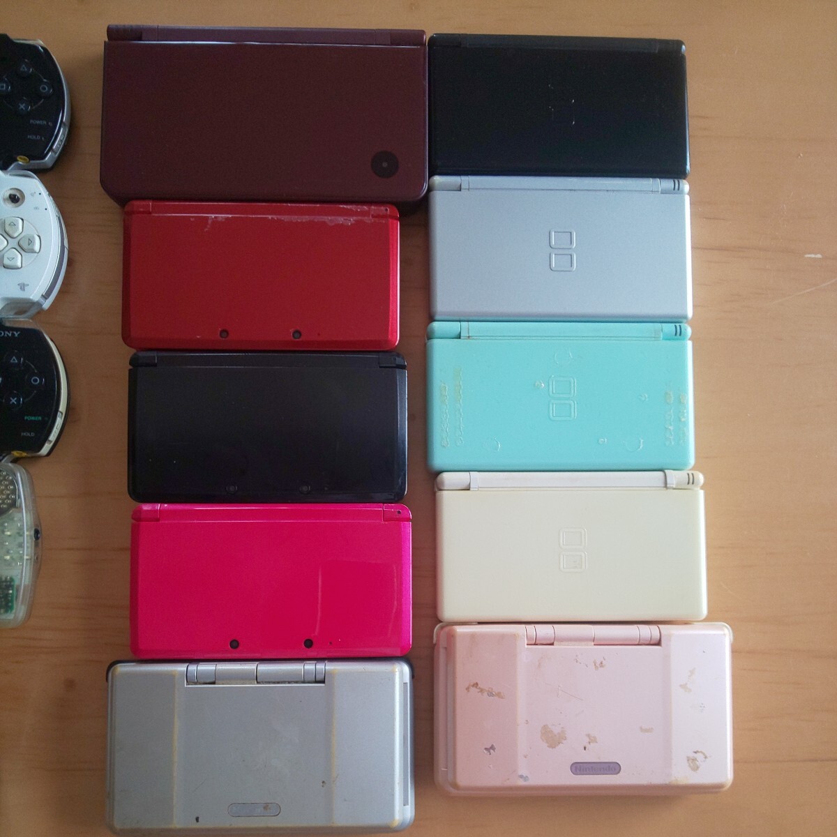 PSP 3DS Nintendo DS Lite ソニー ゲーム機 DSi SONY ゲーム機16台まとめ売り ニンテンドー ゲームボーイ_画像4