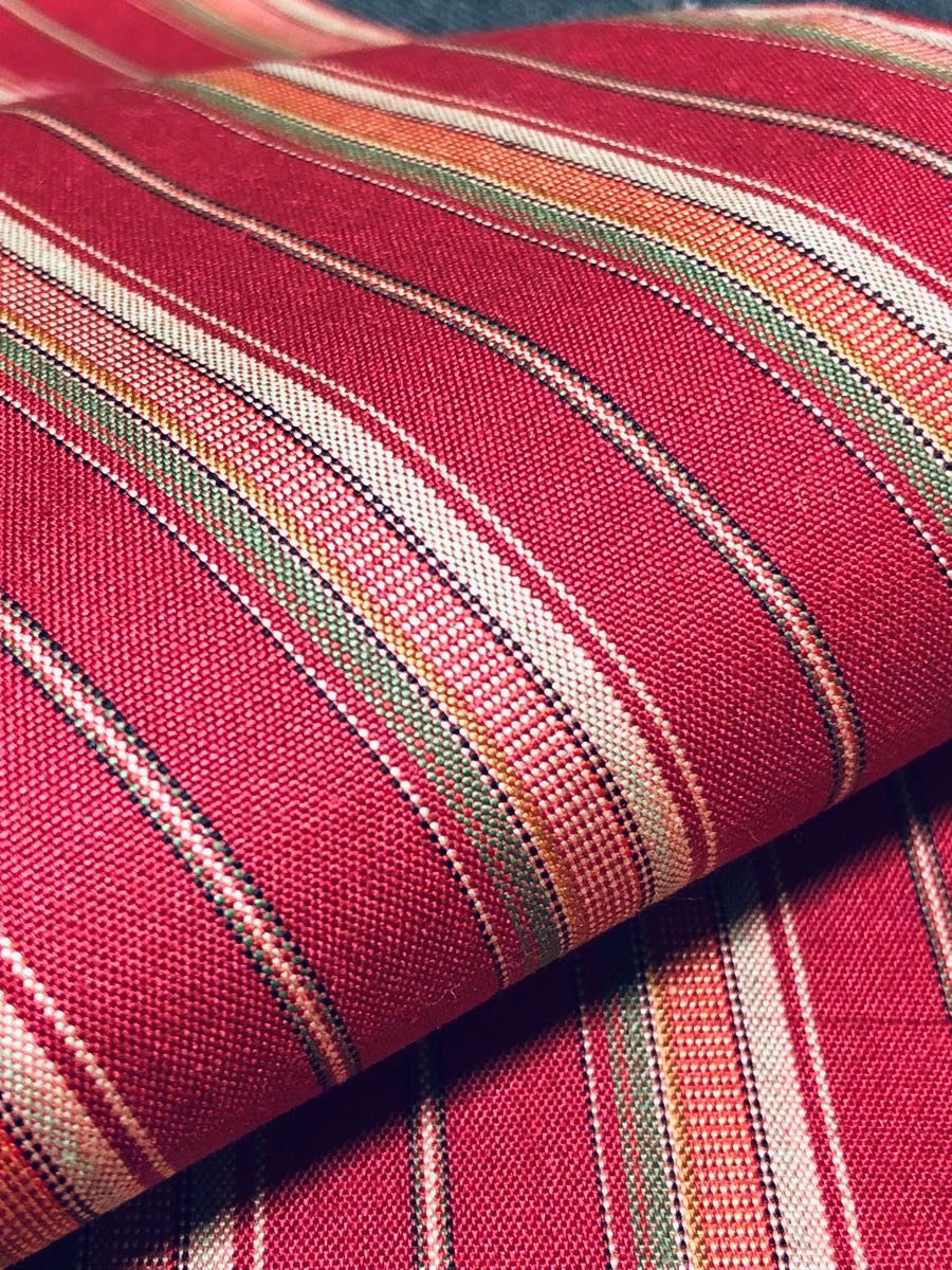 M745 正絹織物　赤系　縞柄　美品　ハギレ  ハンドメイド　リメイク素材　古布