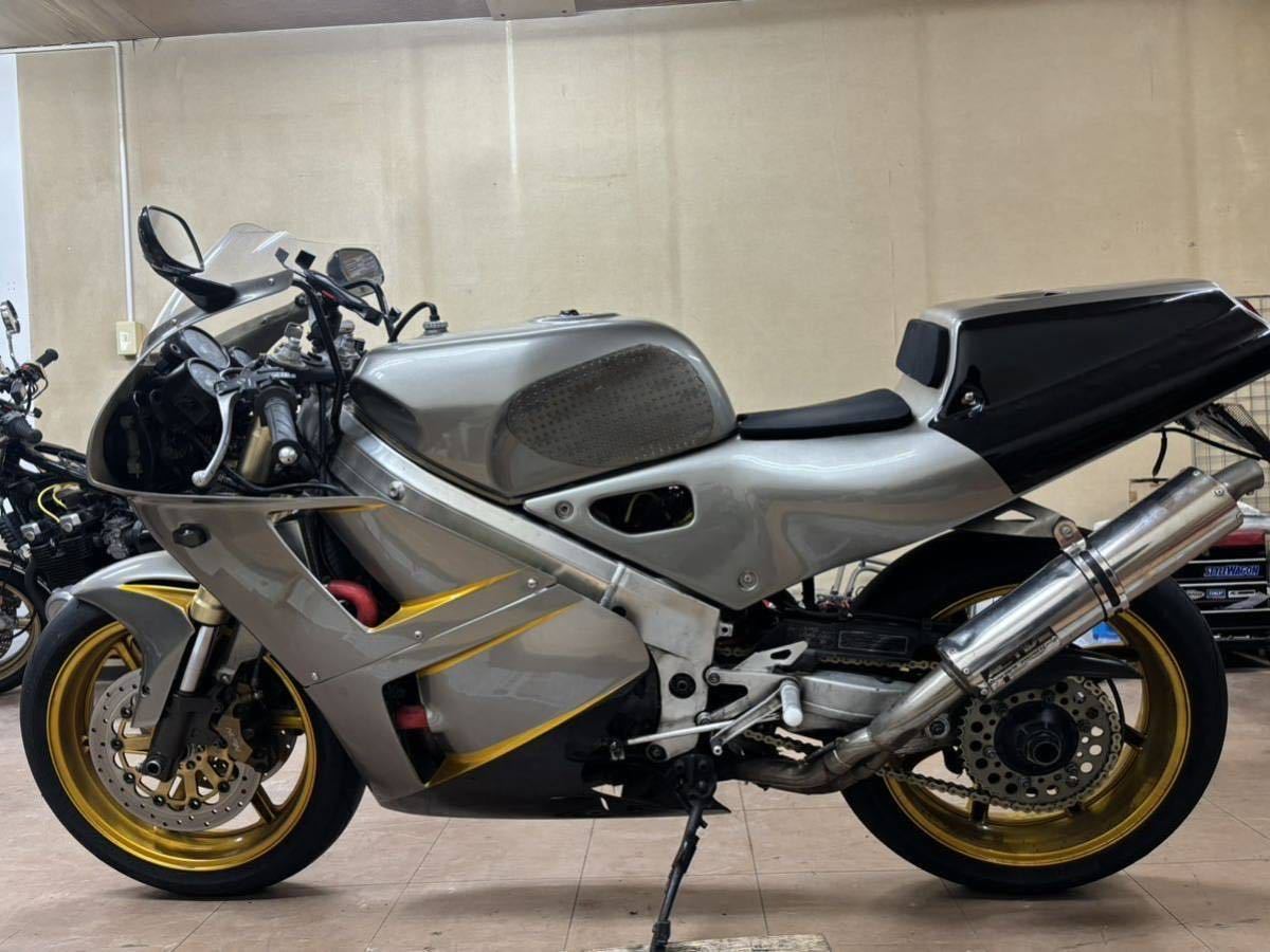 ホンダ VFR400R NC30 車体 倒立化 車検付き 即乗り出し可 (検: RVF400 NC35の画像1