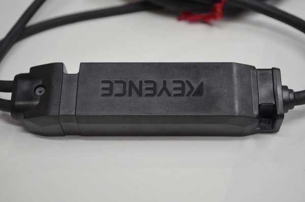 超美品 KEYENCE キーエンス FD-XS8 クランプオン式流量 センサ 超美品 KEYENCE キーエンス FD-XS8 クランプオン式流量 センサ