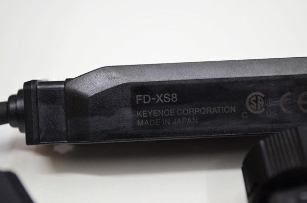 超美品 KEYENCE キーエンス FD-XS8 クランプオン式流量 センサ 超美品 KEYENCE キーエンス FD-XS8 クランプオン式流量 センサ