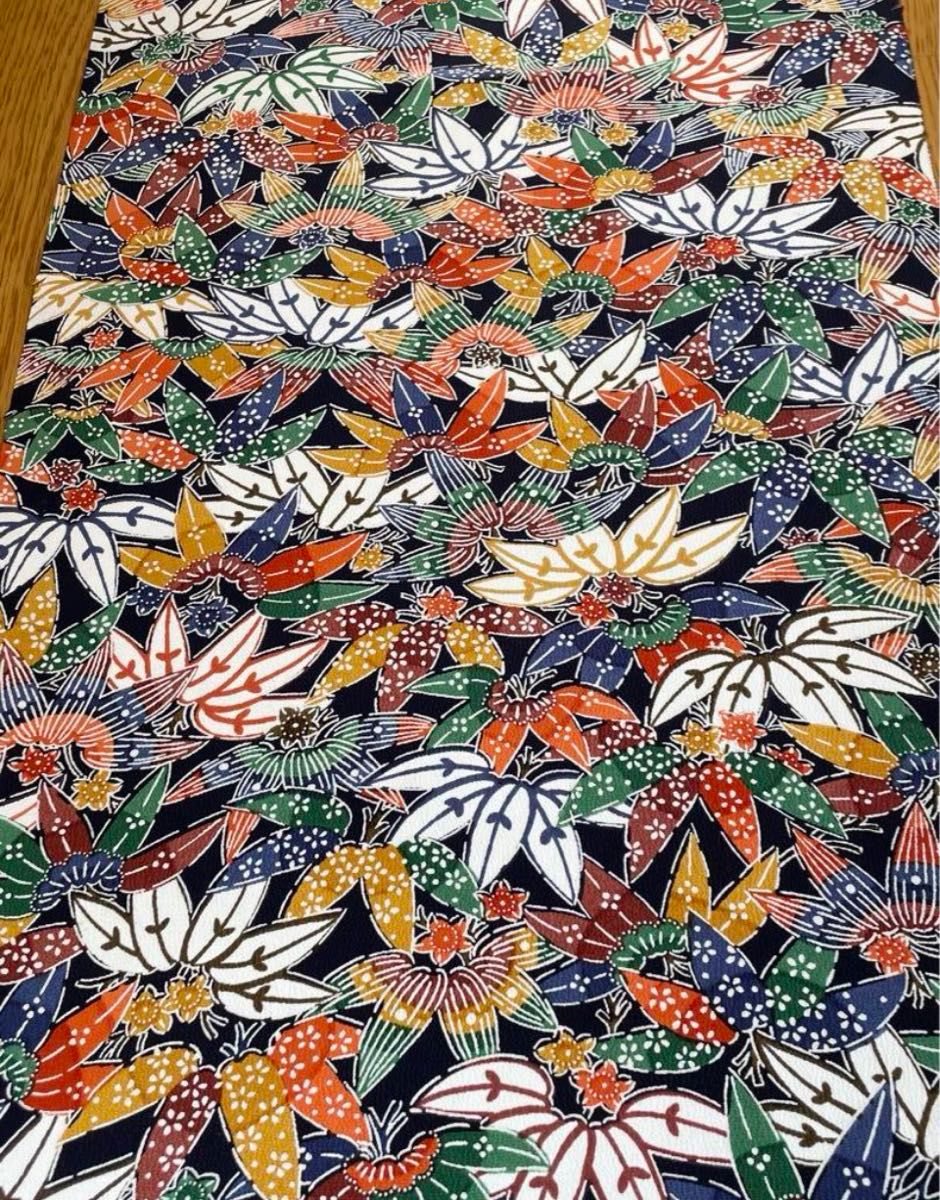 正絹　型染め　彩り豊かな笹竹松竹梅　ハギレ 36×162